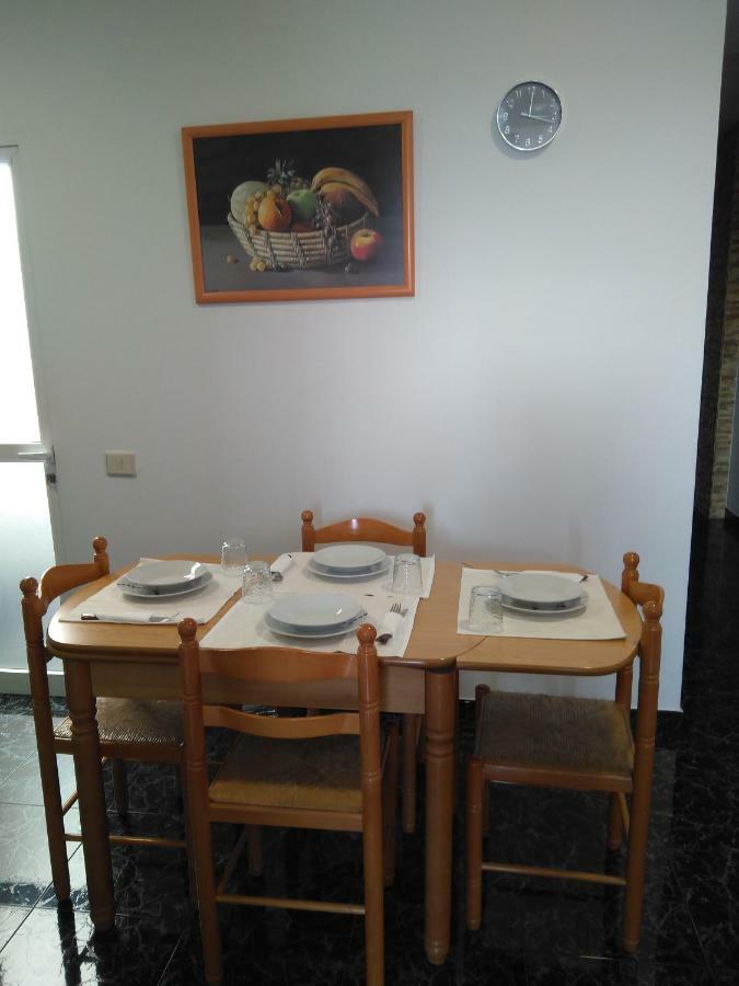 Toni's Apartament Arinaga