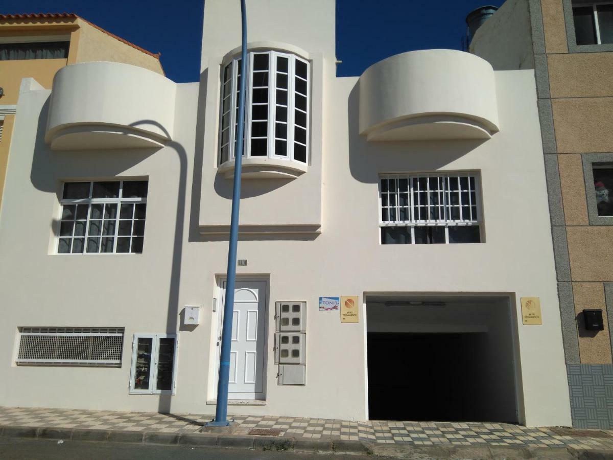 Apartament Toni's *